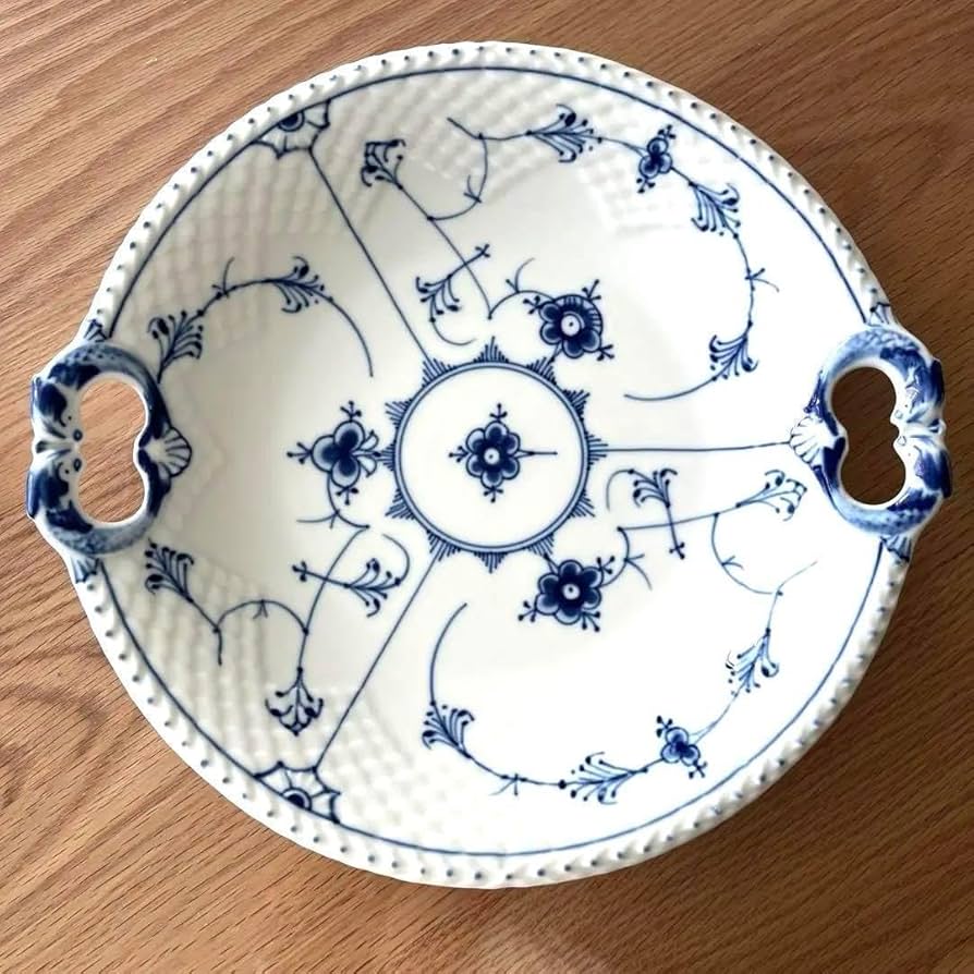 新品!ロイヤルコペンハーゲン大皿深皿《特別限定版》rapha ラファ 新品!ロイヤルコペンハーゲン大皿深皿《特別限定版》rapha ラファ